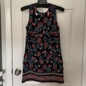 Hollister Cutout Shift Dress black patten